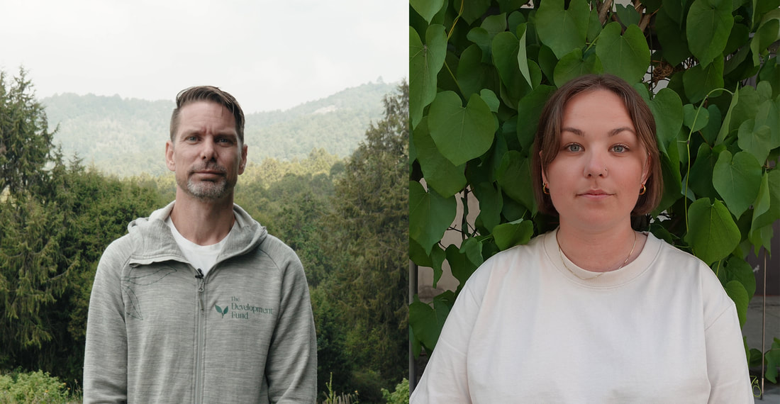 Pressebilder av Ulf Flink, generalsekretær i Utviklingsfondet og Elise Åsnes, leder i Spire. Ulf står i grå genser foran en grønn skog, mens Elise står i hvit T-skjorte foran en vegg av grønne blader. 